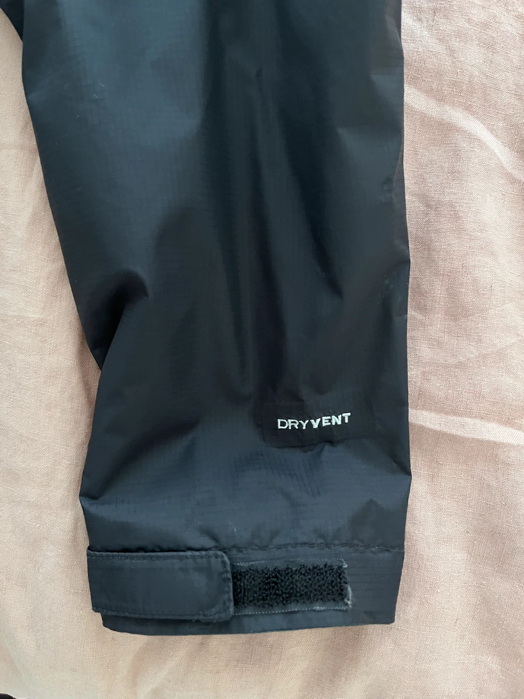 The North Face DryVent lined rain coat (Women’s Small) - photo 4