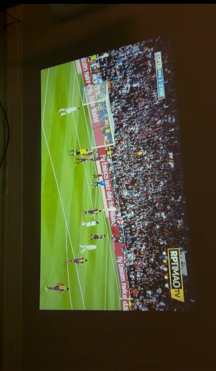Wimius Video Projector with Box - photo 2