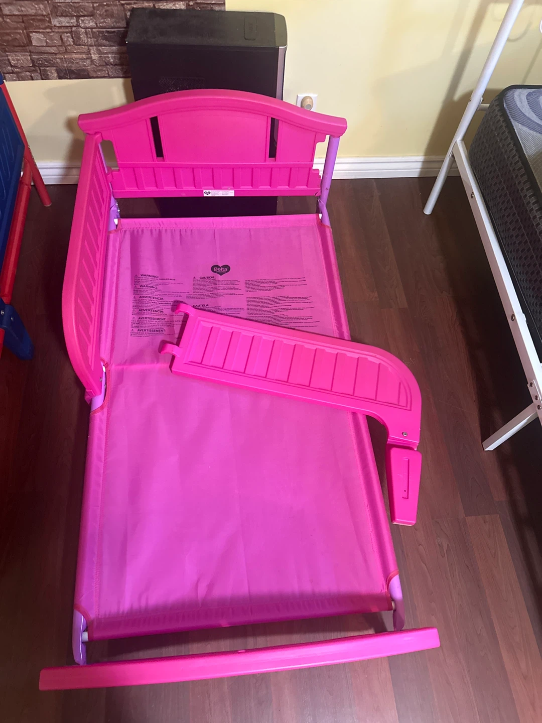Delta Children Toddler Bed