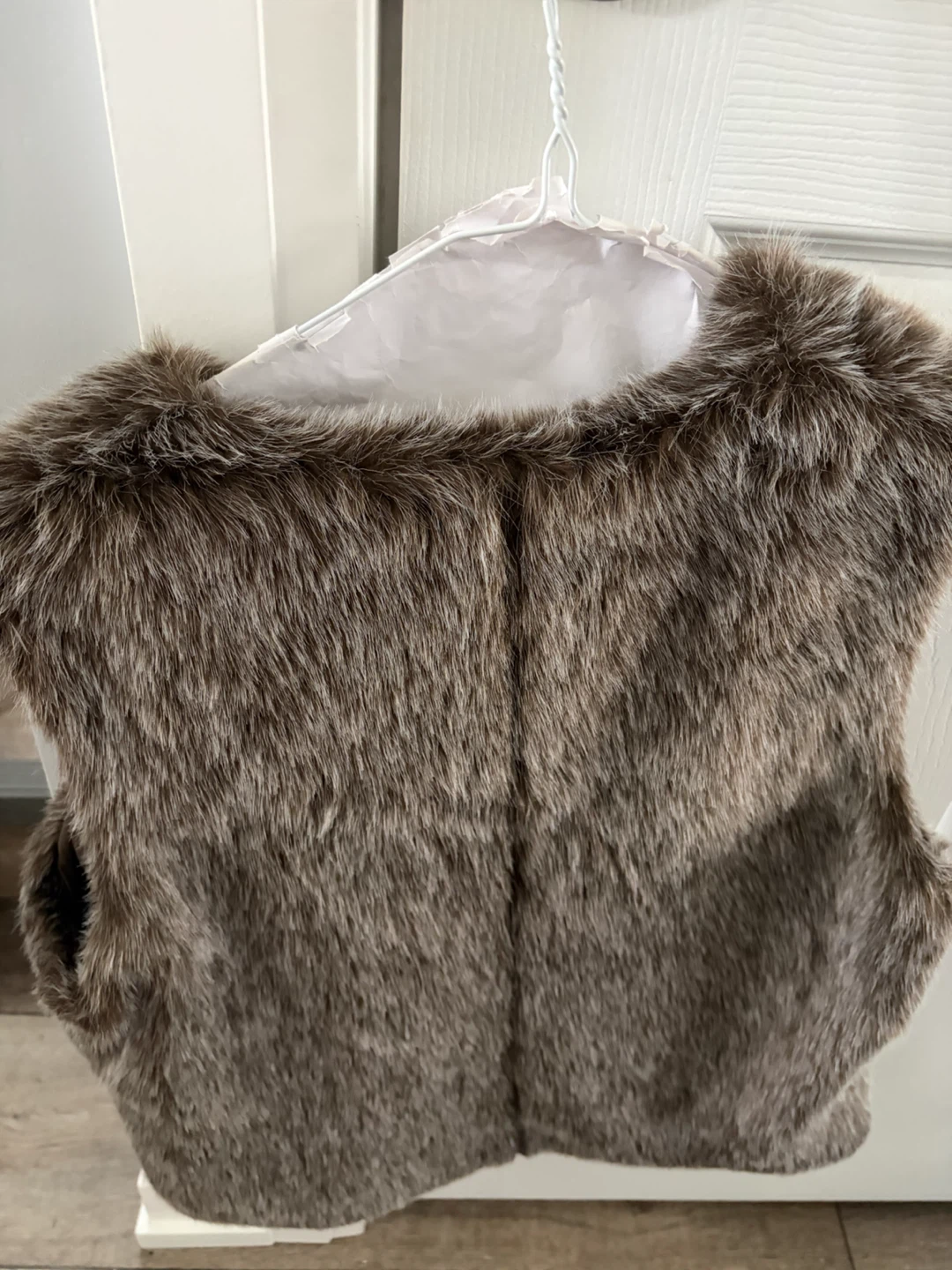 Reitmans Faux Fur Vest - photo 3