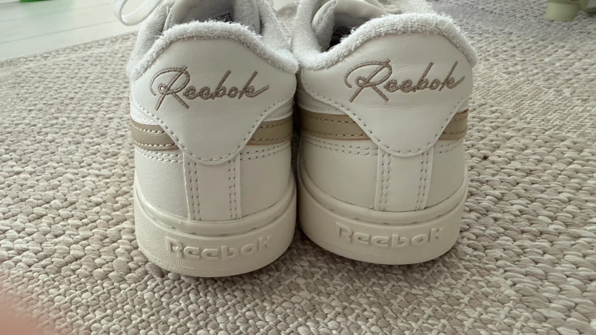 Reebok Sneakers (6 1/2) - photo 2