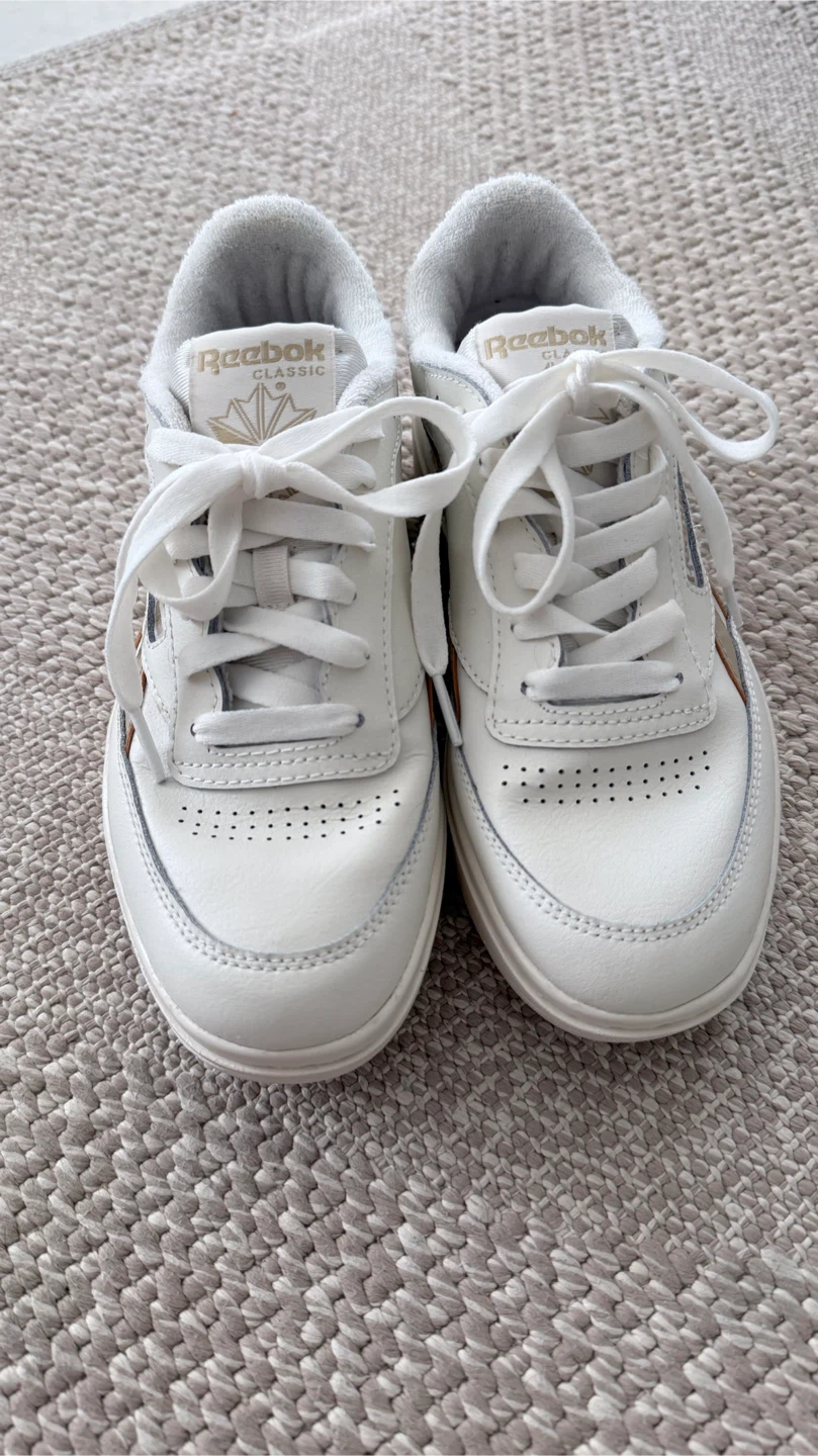 Reebok Sneakers (6 1/2) - photo 4