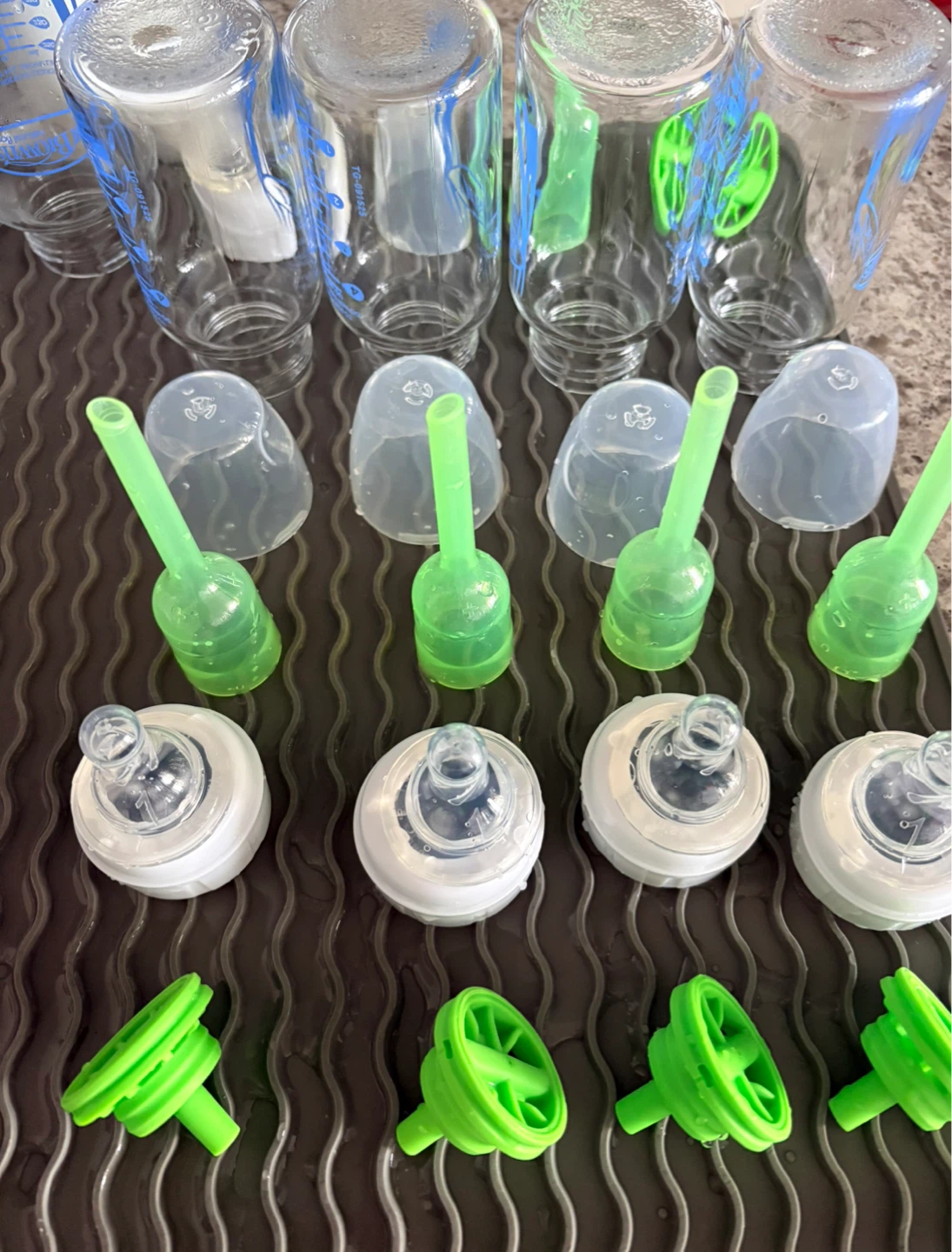 Dr. Brown’s Anti-Colic Glass Bottles - photo 2