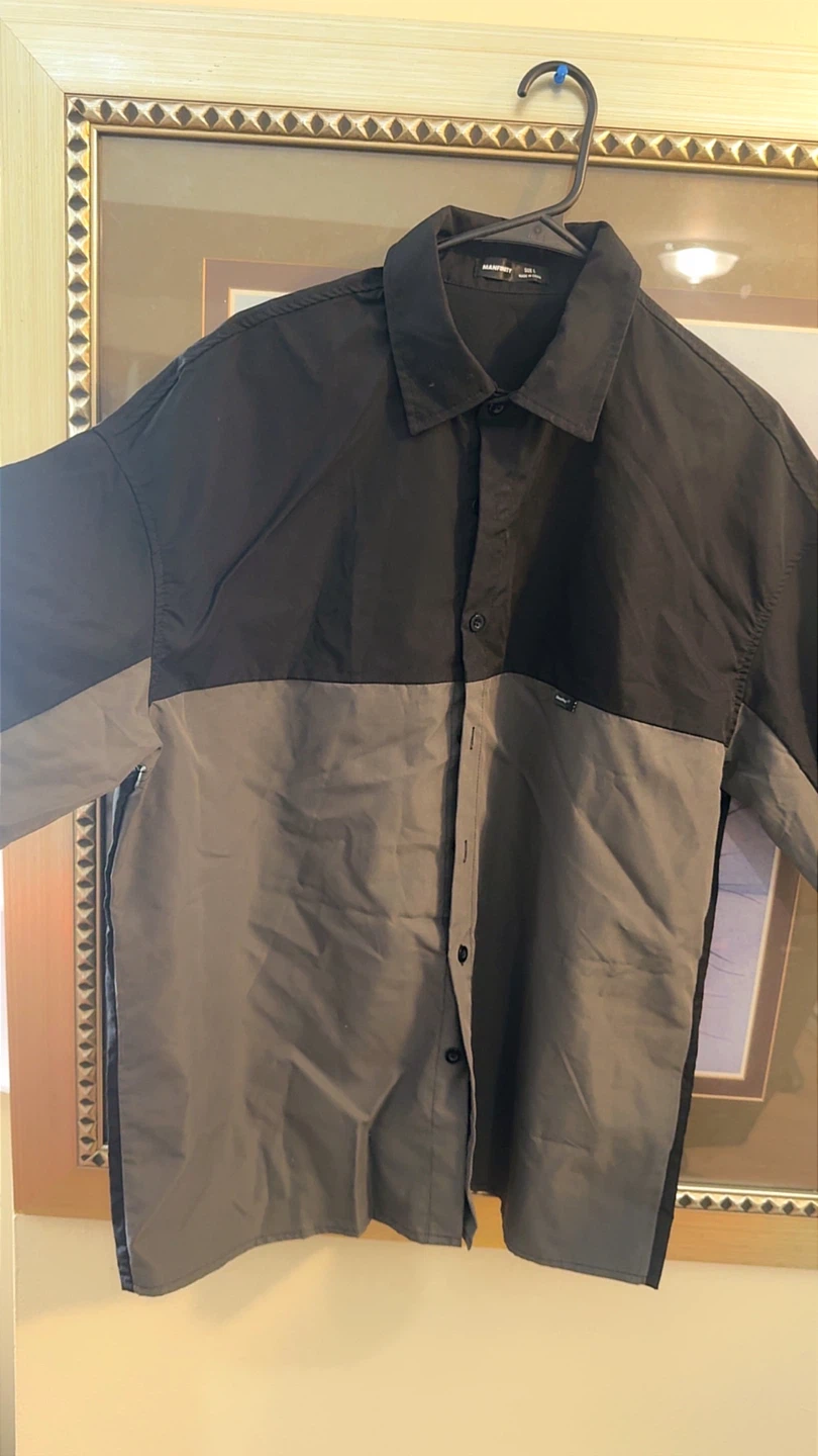 Manfinity Black and Gray Button-Down Shirt
