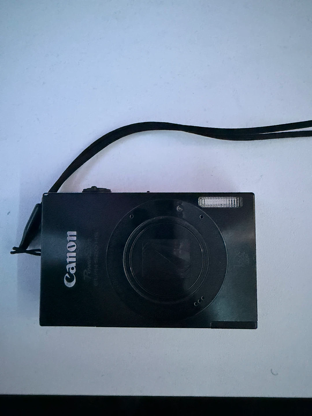 Canon PowerShot ELPH 520 HS