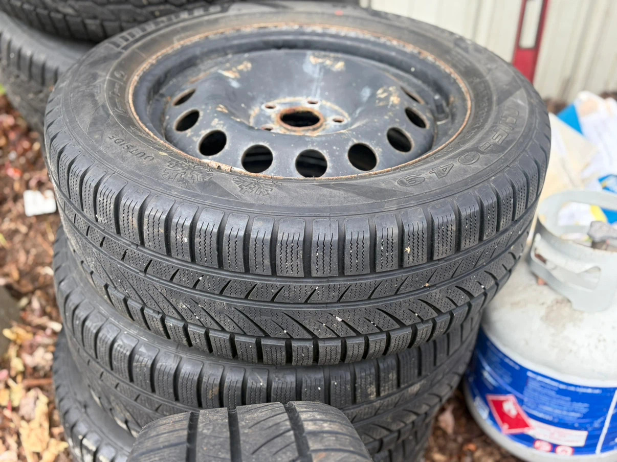 Set of 4 Winter Tires 215/60R16 95H - photo 4