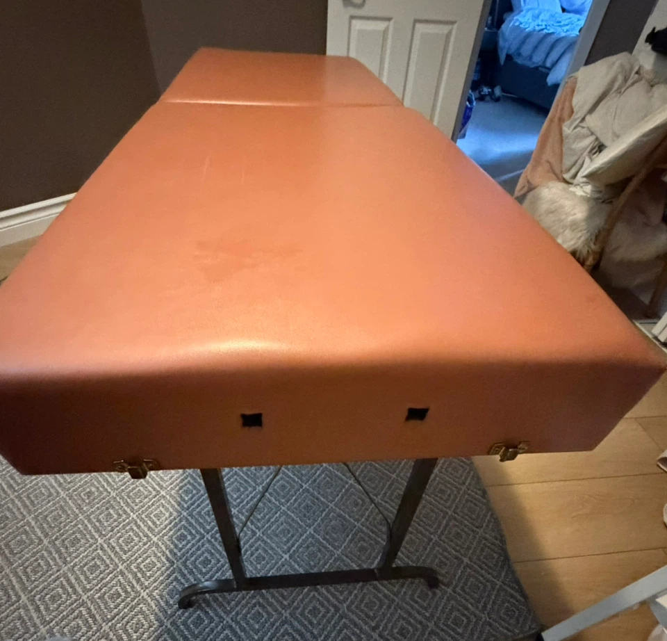 XL Portable Massage Table - photo 3