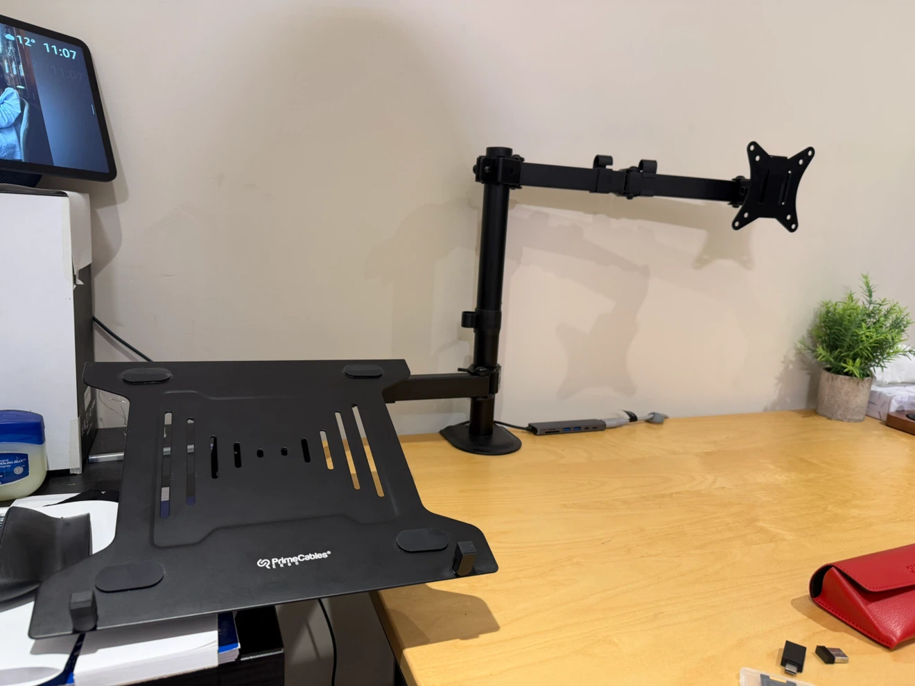 PrimeCables Ergo Monitor and Laptop Desk Mount - photo 2