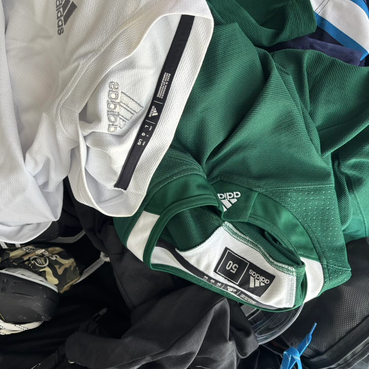 Complete Adult Hockey Gear Set with Hockey Bag - photo 2