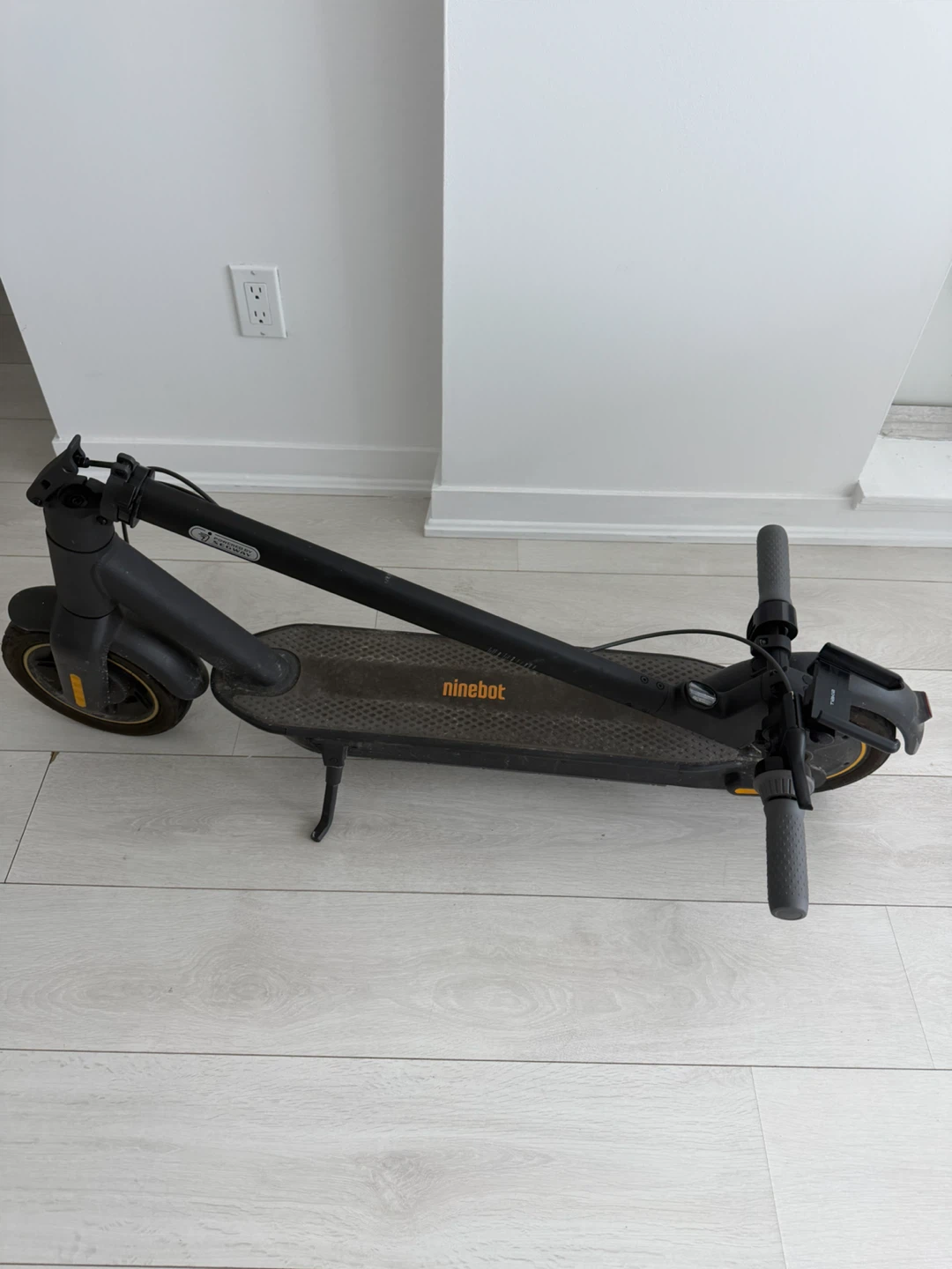 Ninebot Segway Electric Scooter - photo 2