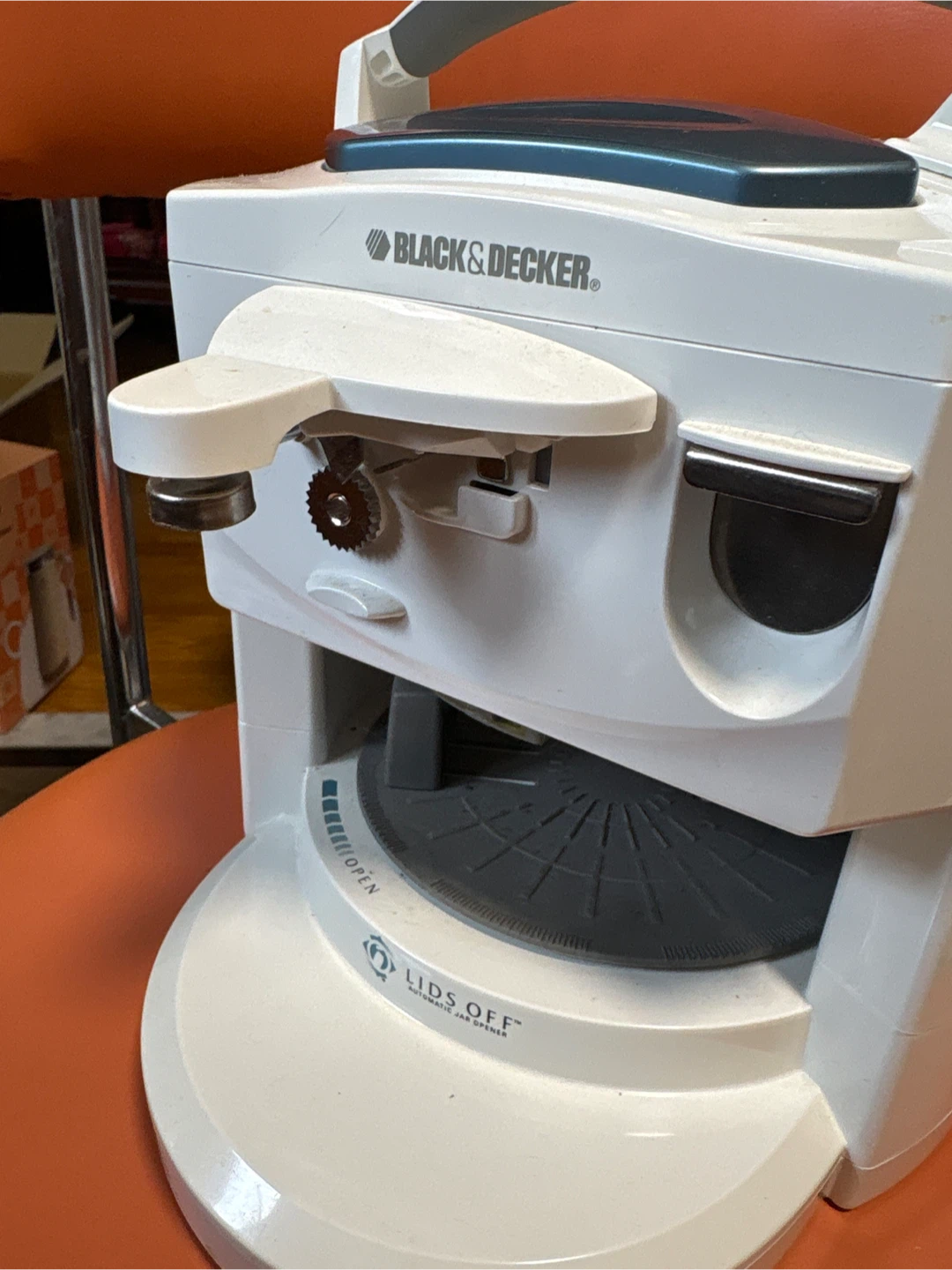 Black & Decker Lids Off Automatic Jar Opener - photo 3
