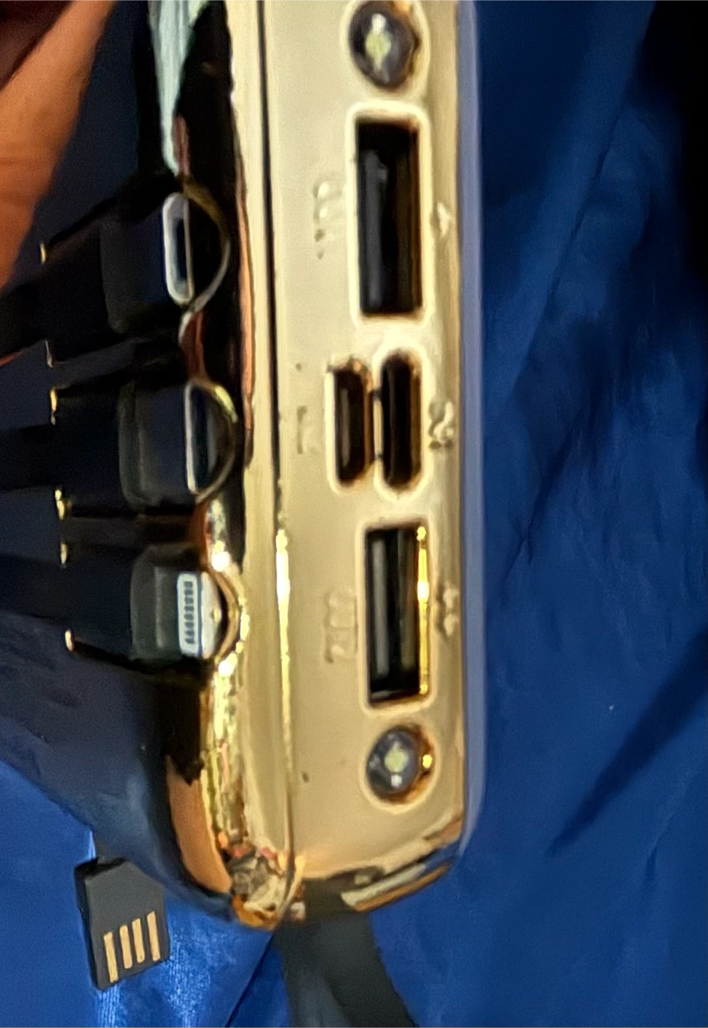 Portable Power Bank with Built-in Cables - photo 4