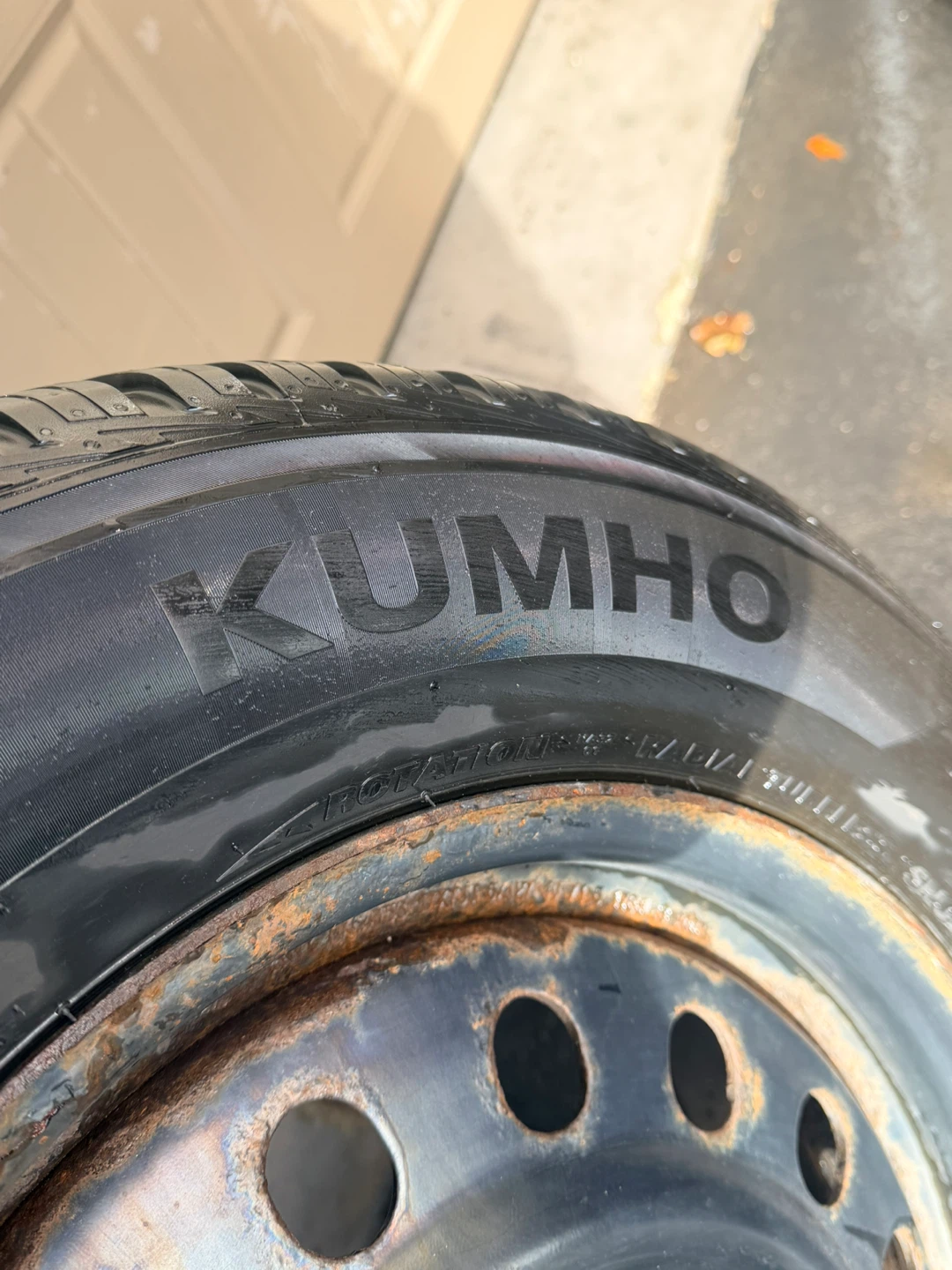 Kumho 225/65 R17 4Season Tire