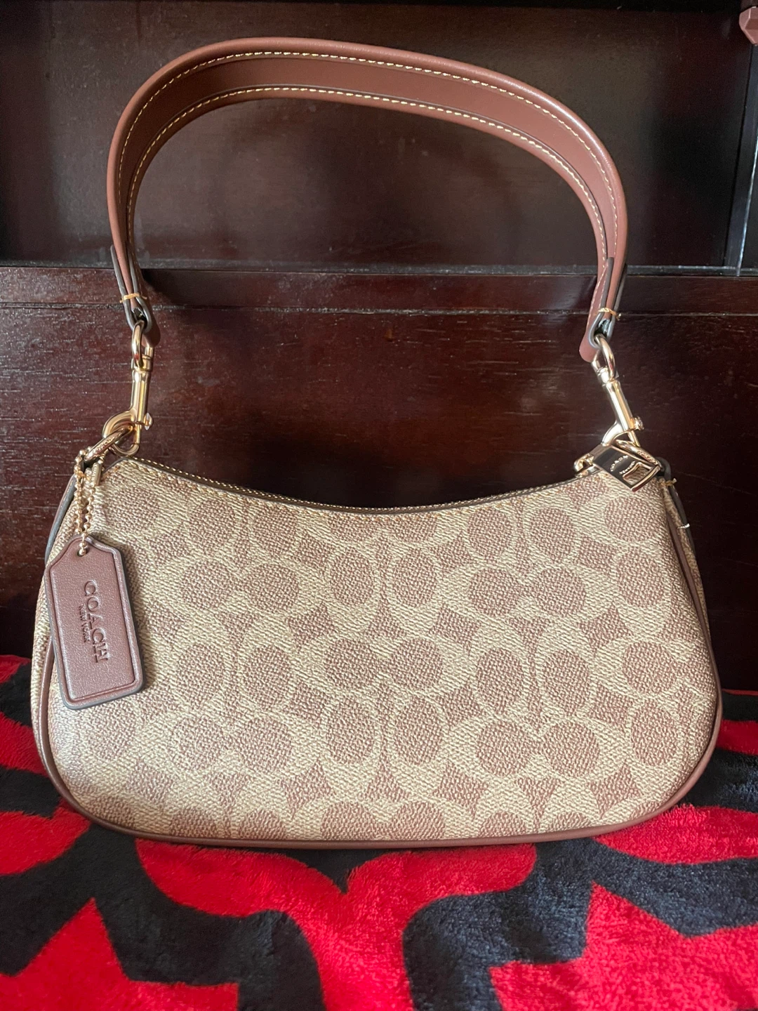Coach Ashton Shoulder Bag - photo 2