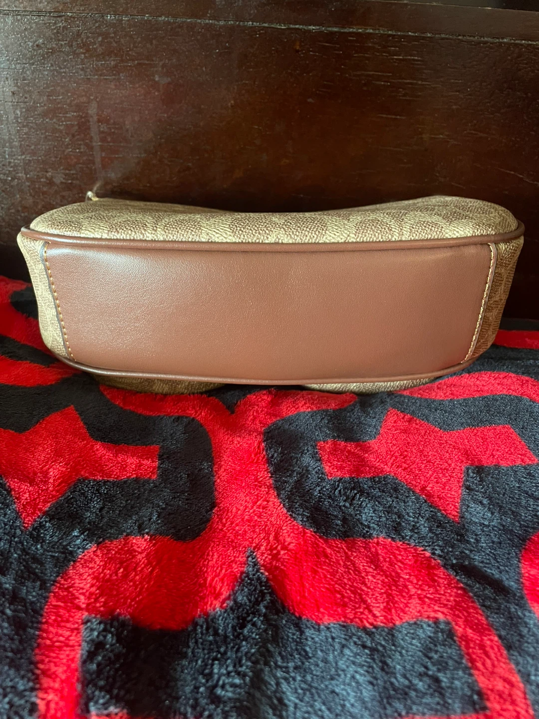 Coach Ashton Shoulder Bag - photo 4
