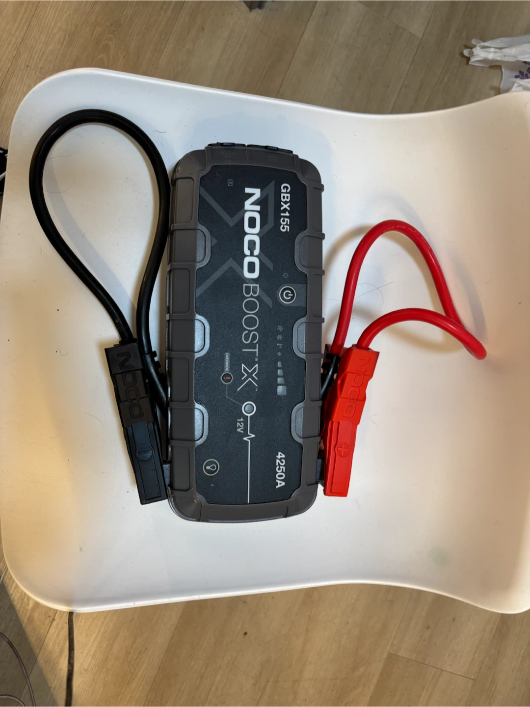 NOCO Boost X GBX155 4250A Jump Starter - photo 2