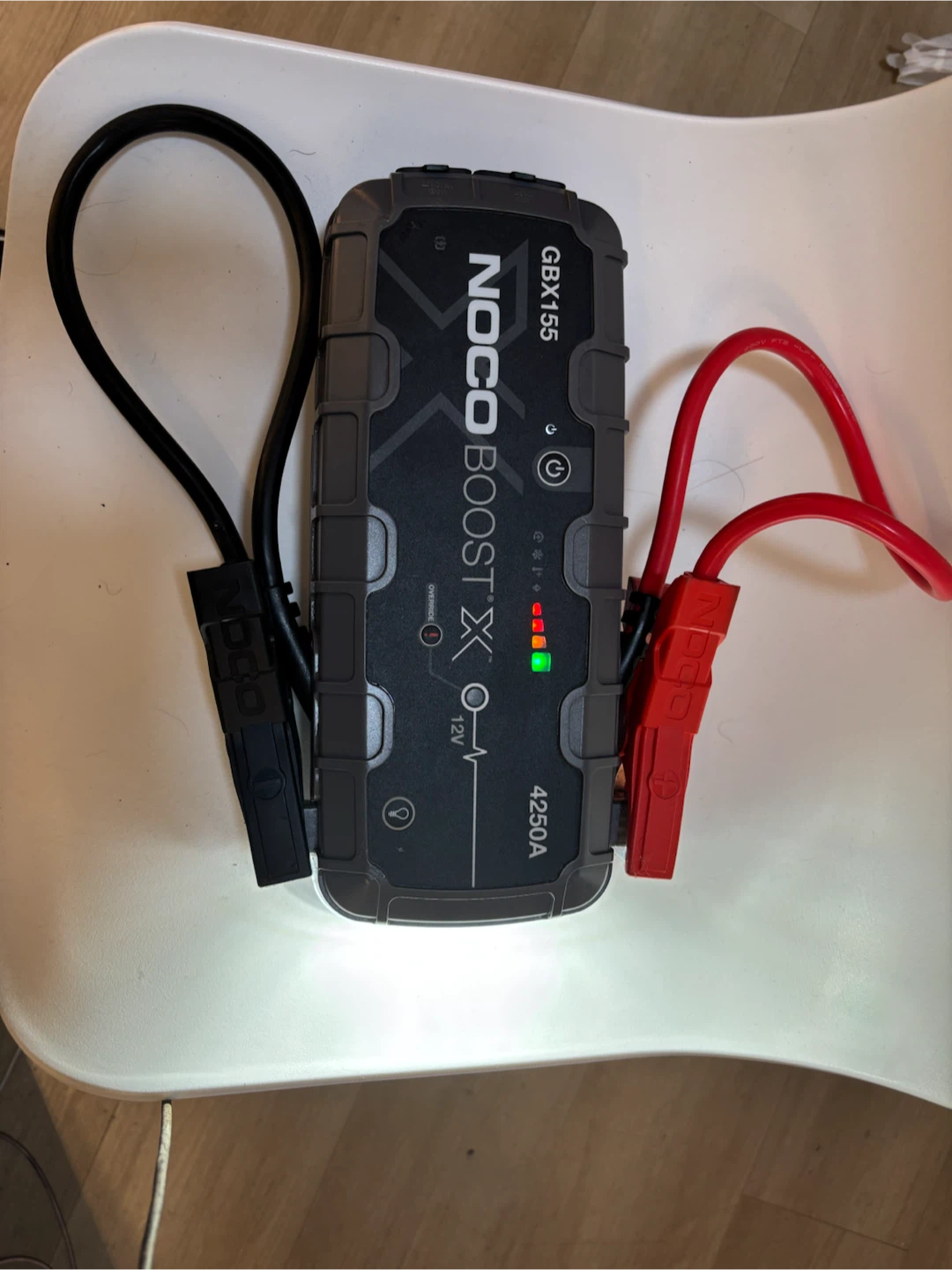NOCO Boost X GBX155 4250A Jump Starter - photo 3
