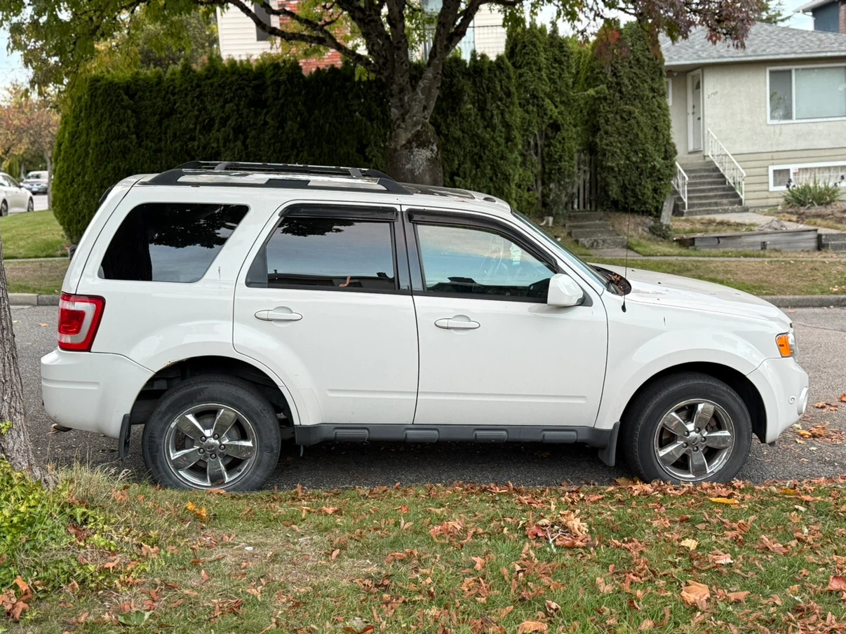 Ford escape 2011 - photo 3
