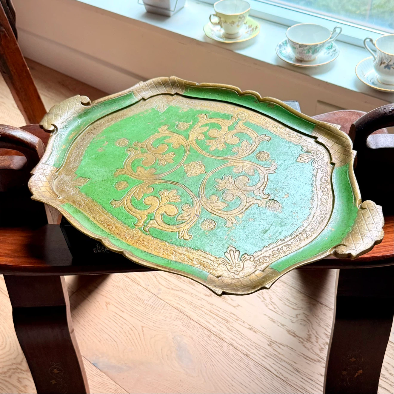 Florentine Giltwood Green and Gold Tray