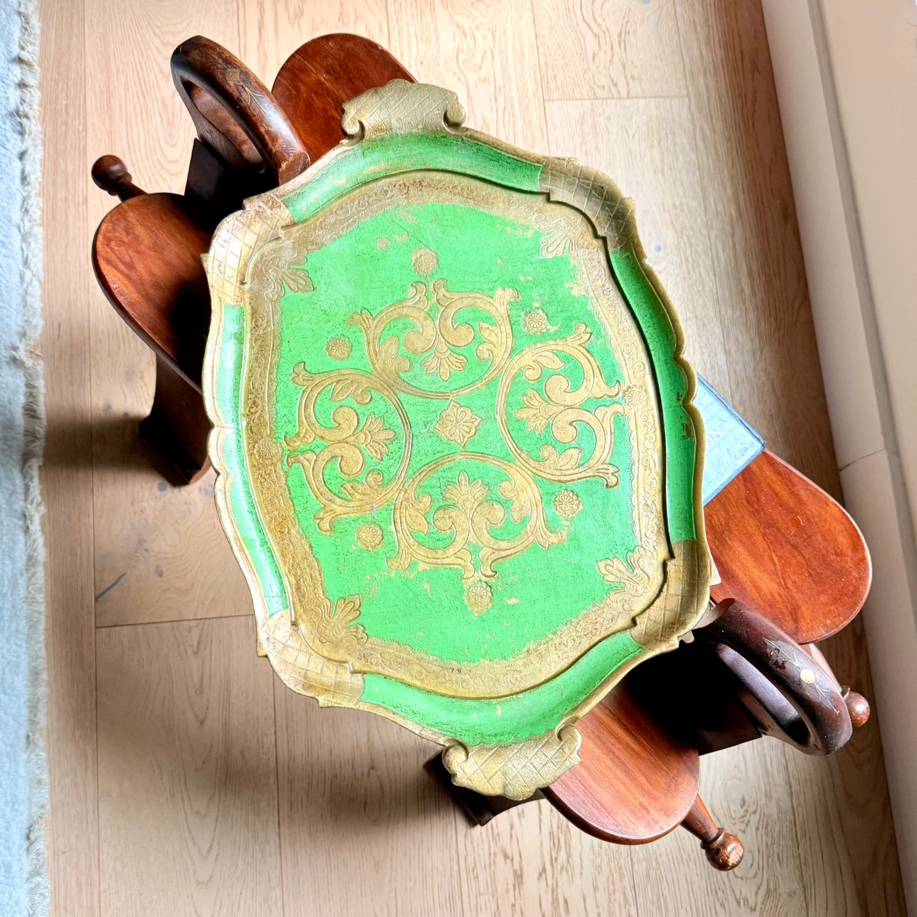 Florentine Giltwood Green and Gold Tray - photo 2