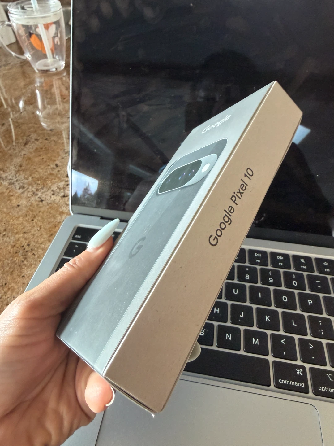 Google Pixel 10 - photo 2