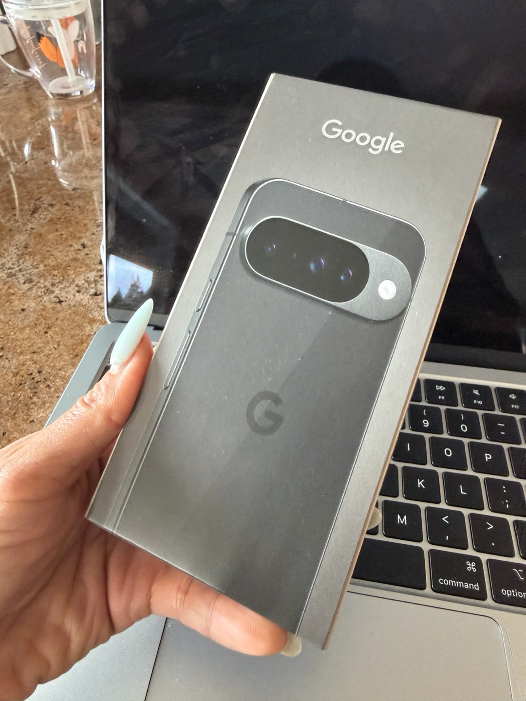 Google Pixel 10 - photo 3