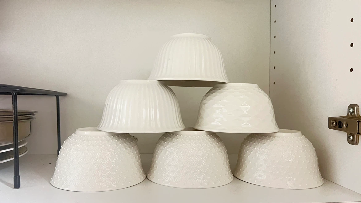 Set of 6 White Textured Bowls