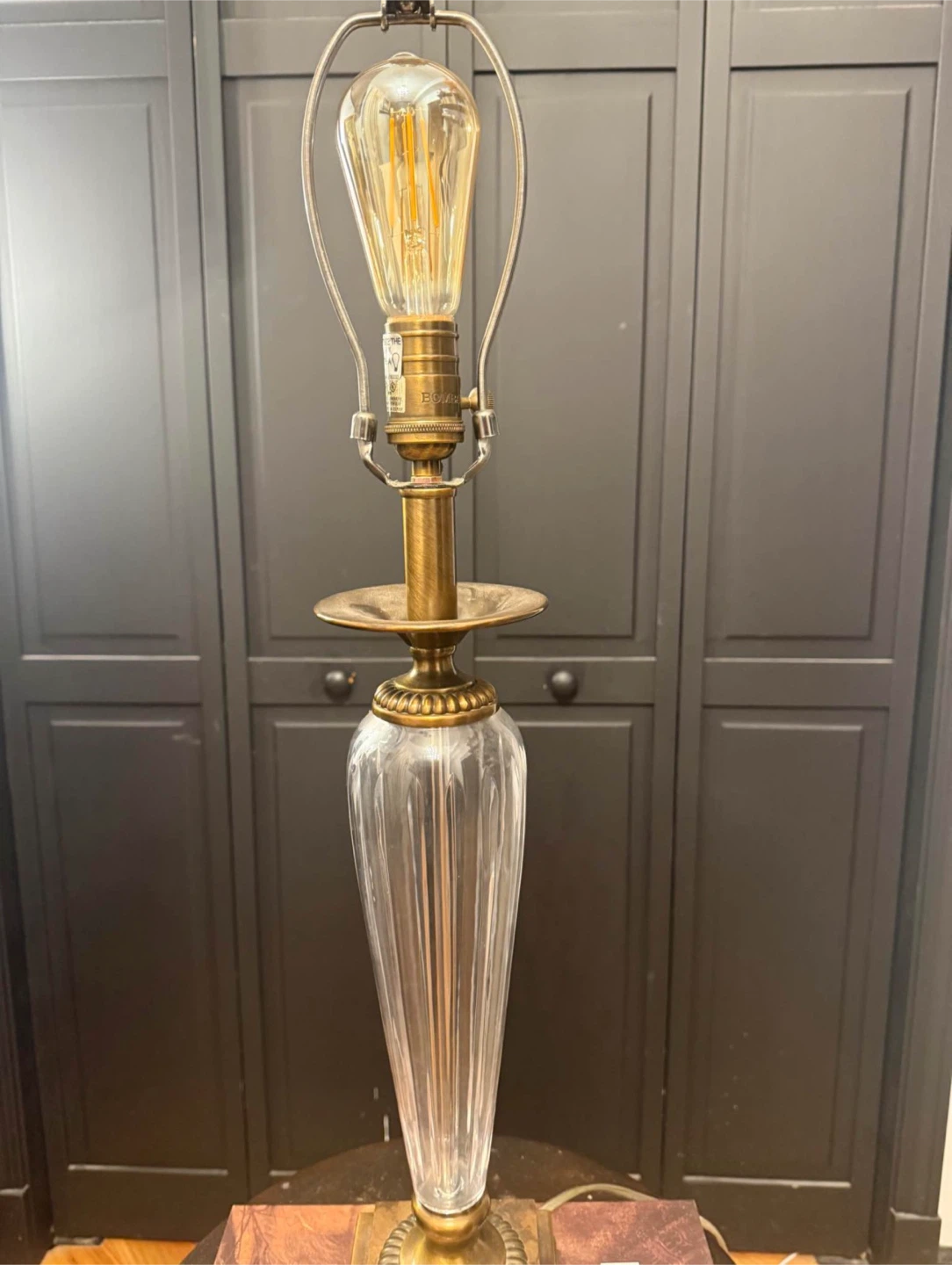 BRASS GLASS CRYSTAL TABLE LAMP