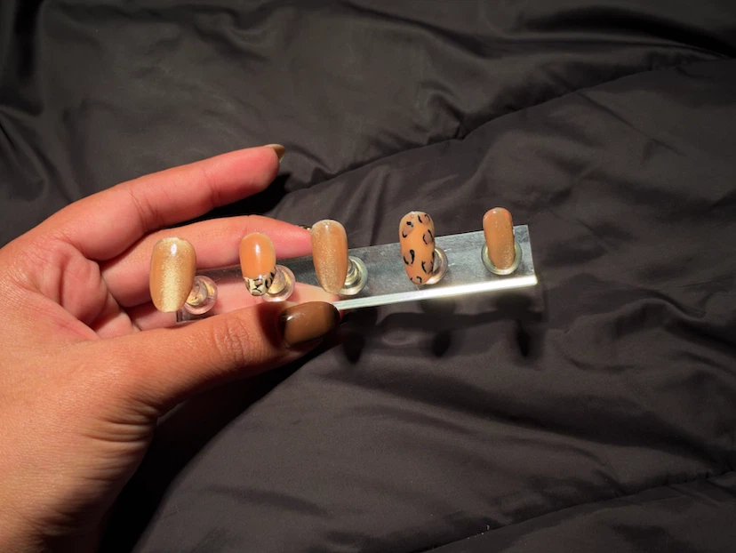 Custom Press-On Nail Sets - photo 2