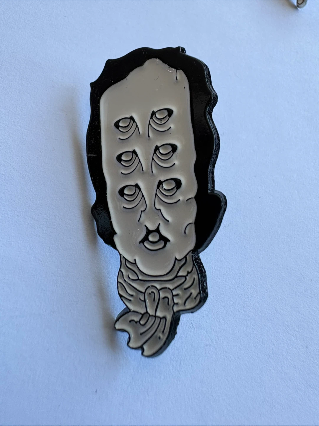 Set of 5 Indie & Alternative Enamel Pins - photo 5