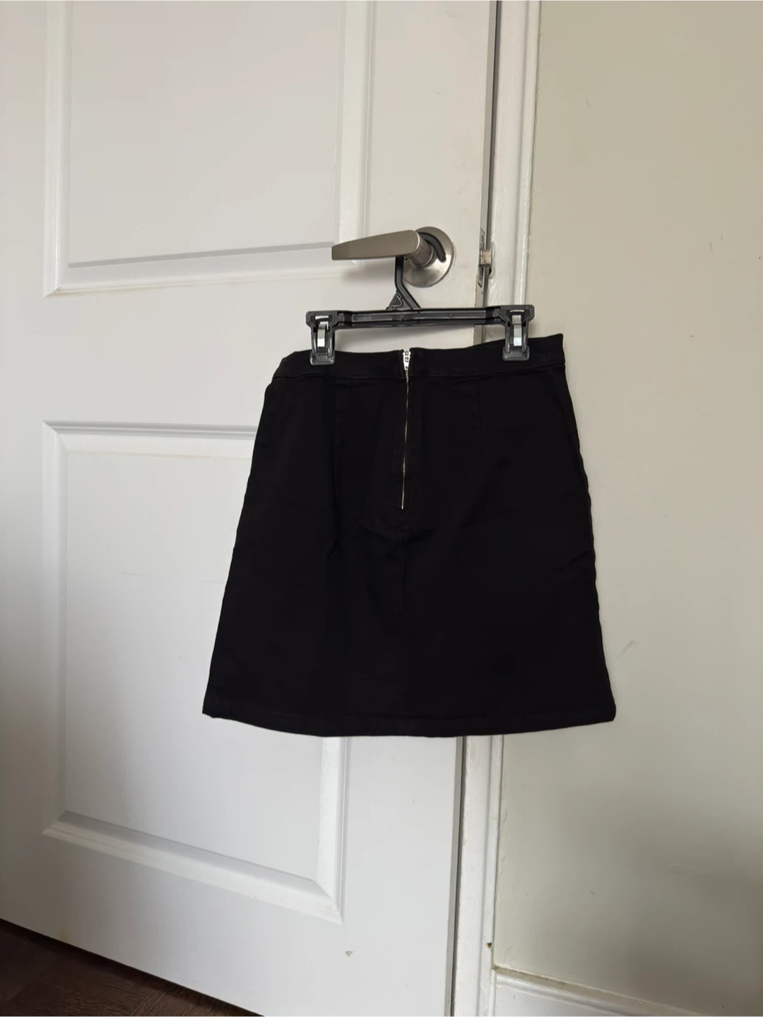 H&M Divided Black Denim Mini Skirt - photo 5