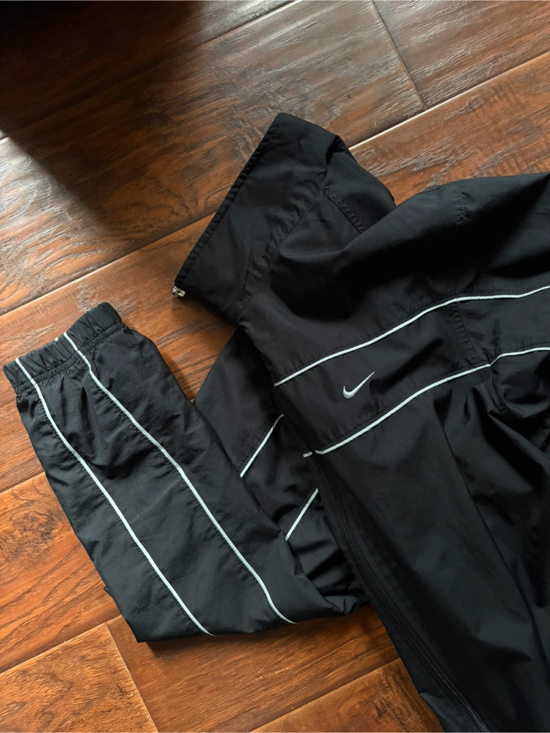 Vintage Nike y2k mini swoosh windbreaker track top L - photo 3