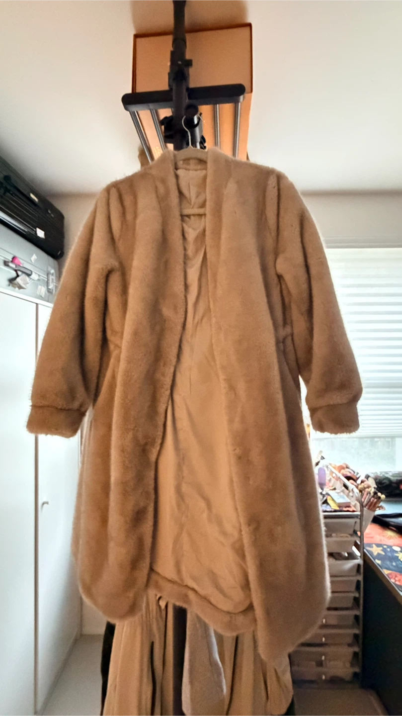 Kopenhagen Faux Fur Beige Coat - photo 4