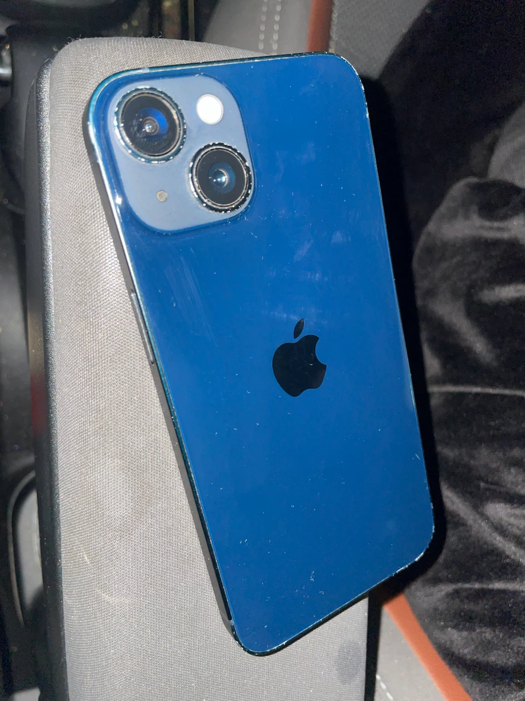 iPhone 14 Blue