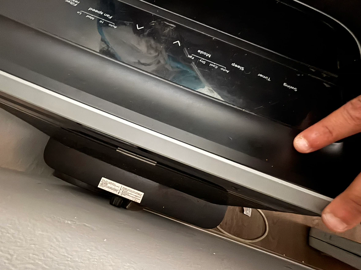 Frigidaire Portable Air Conditioner - photo 2