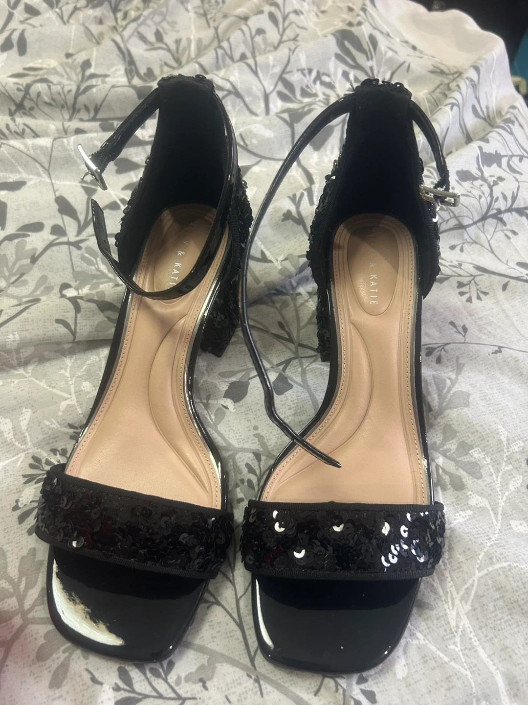 Kelly & Katie Black Sequin Block Heels Size 9.5M - photo 2
