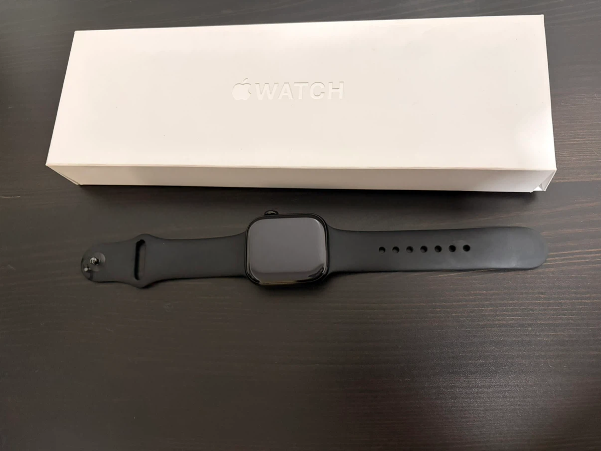 Apple Watch Series 10 42mm Jet Black - photo 2