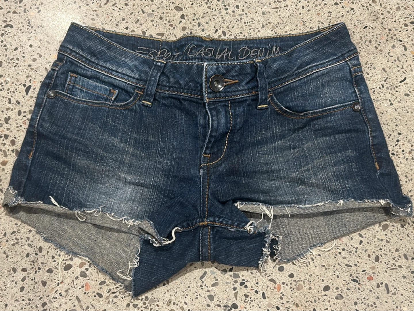 Three pairs of denim shorts - photo 4