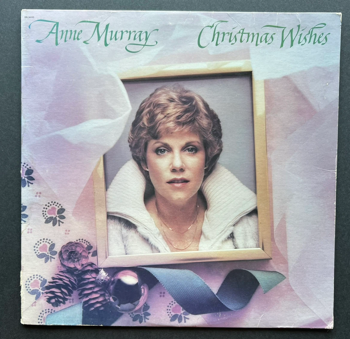 Anne Murray Christmas Wishes Vinyl Record - photo 2