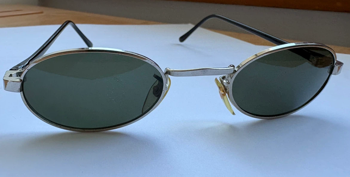 Vintage Oval Metal Sunglasses - photo 2