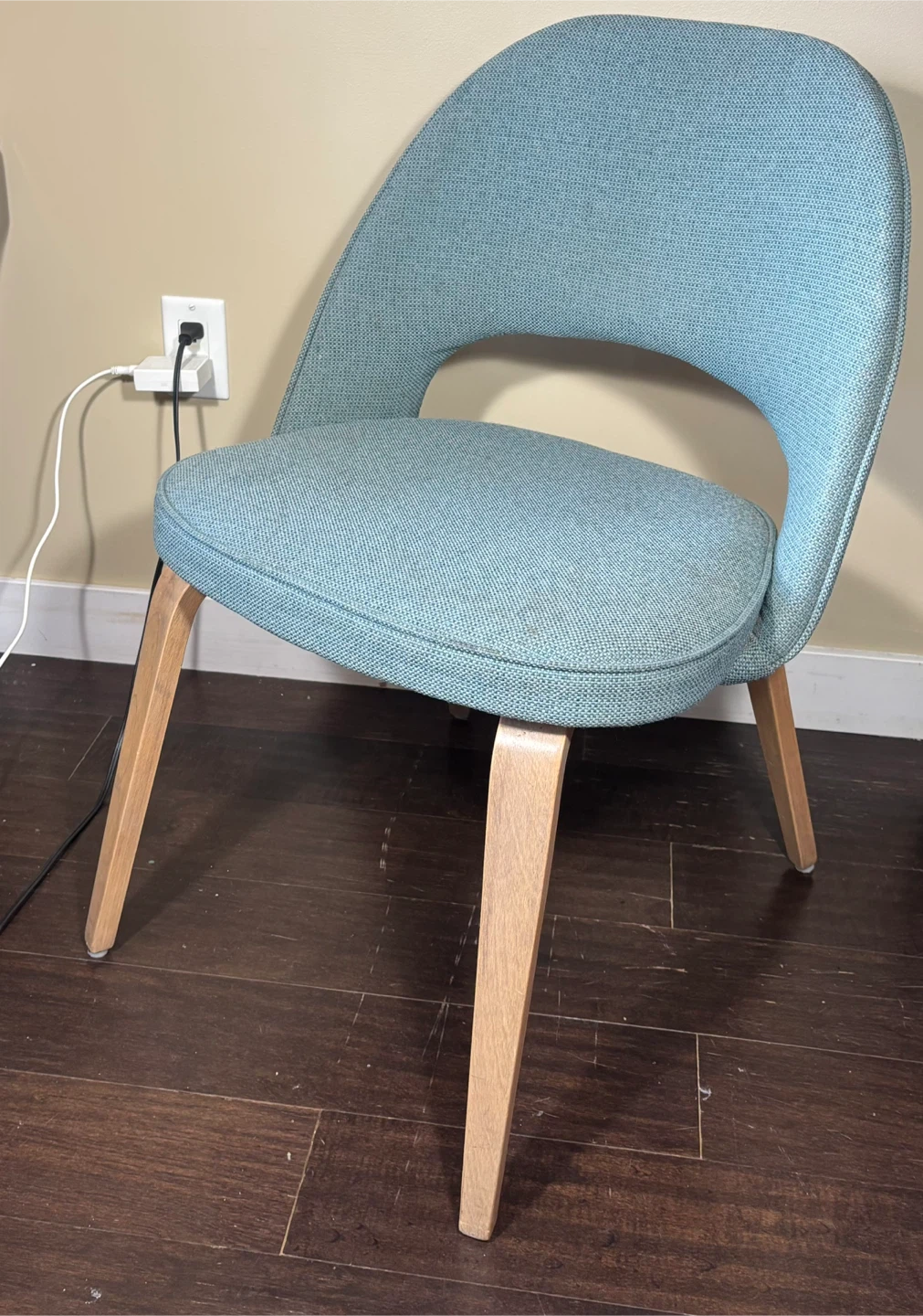Mid-Century Modern Style Accent Chair