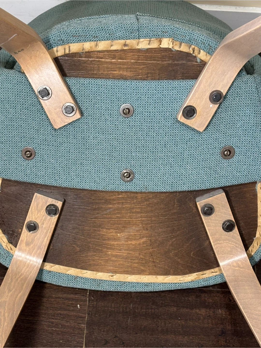 Mid-Century Modern Style Accent Chair - photo 5