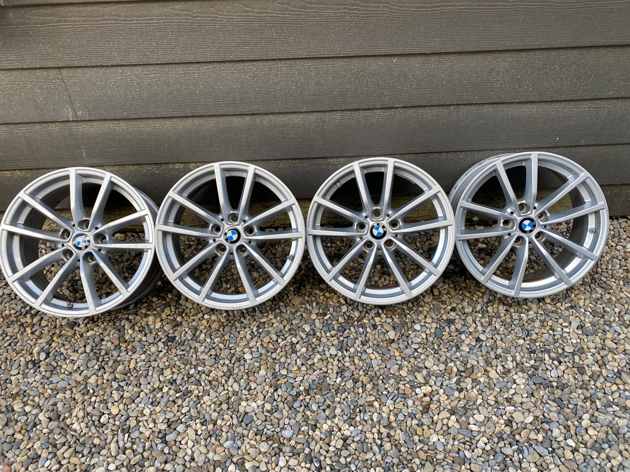 Set of 4 BMW Alloy Wheels