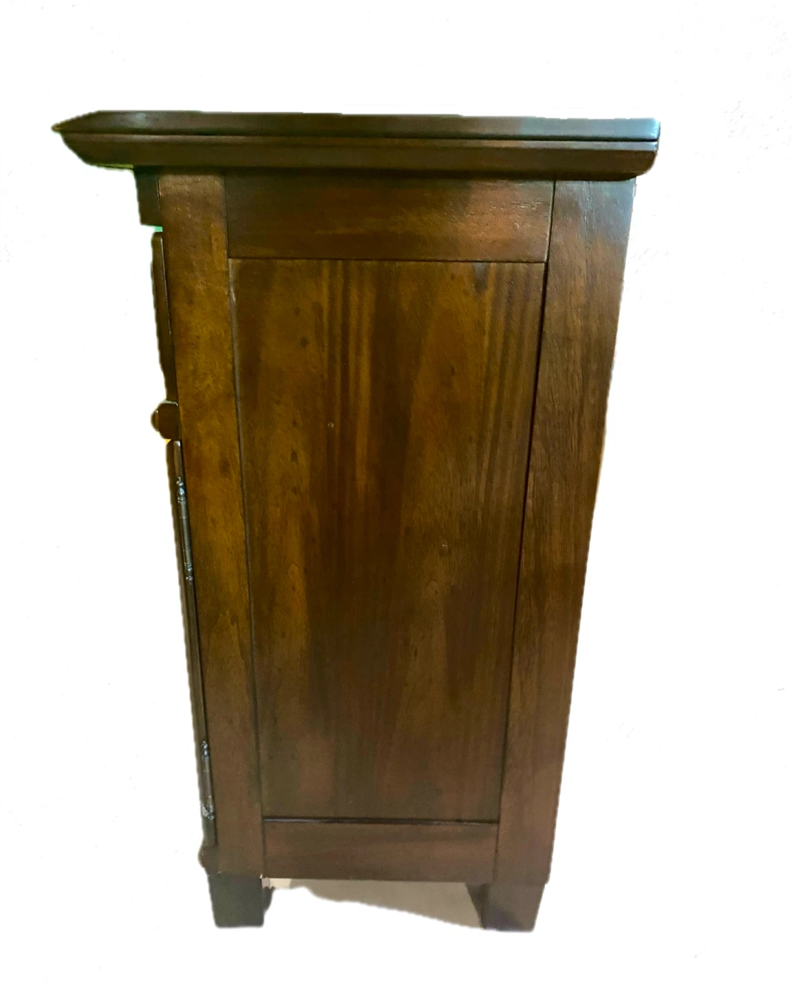 Ashley Furniture Dining Room Buffet - photo 3