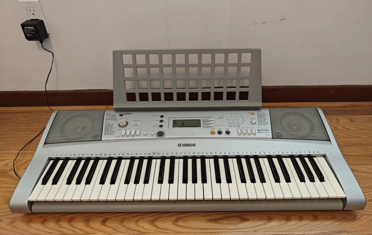 Yamaha PSR-263 Portable Keyboard