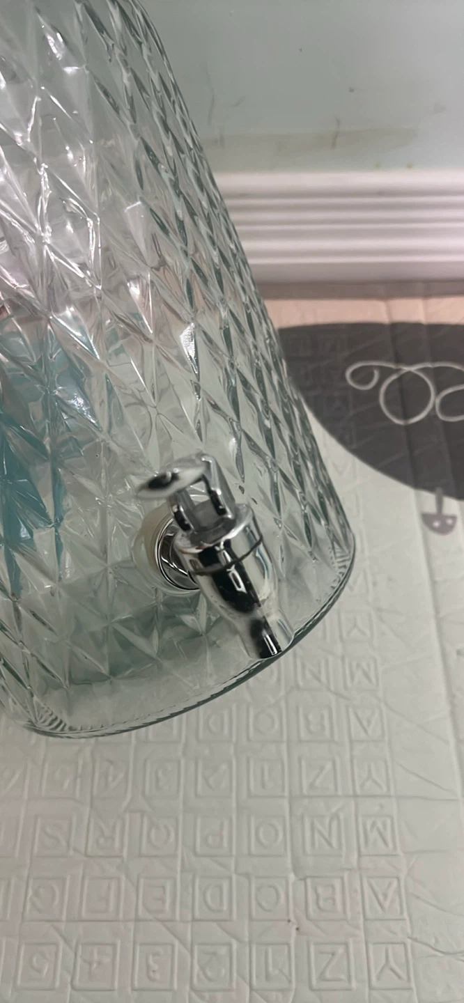 Glass Beverage Dispenser with Infuser
