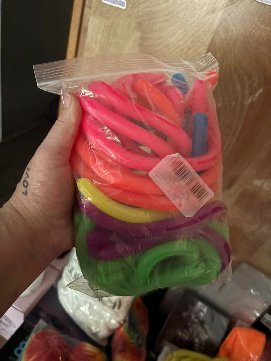 50 stretchy stick toys - photo 2