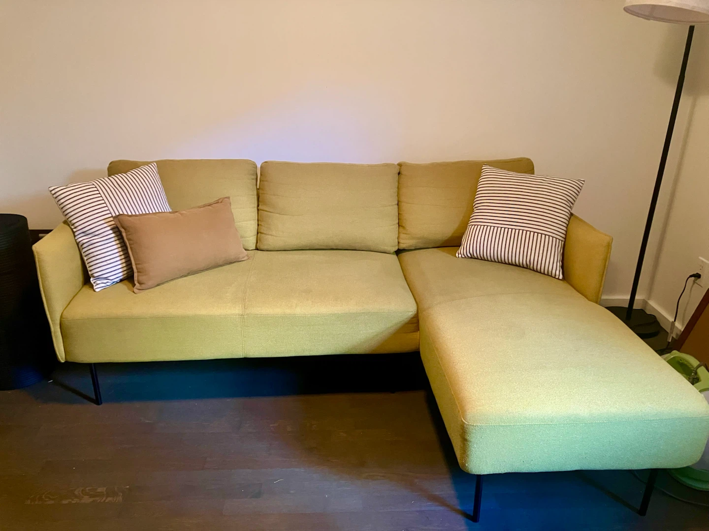 Mustard Yellow Mini Sectional Sofa | Structube - photo 2