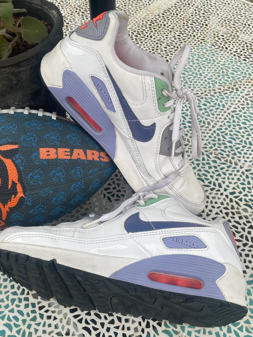 Nike Air Max 90 Sneakers