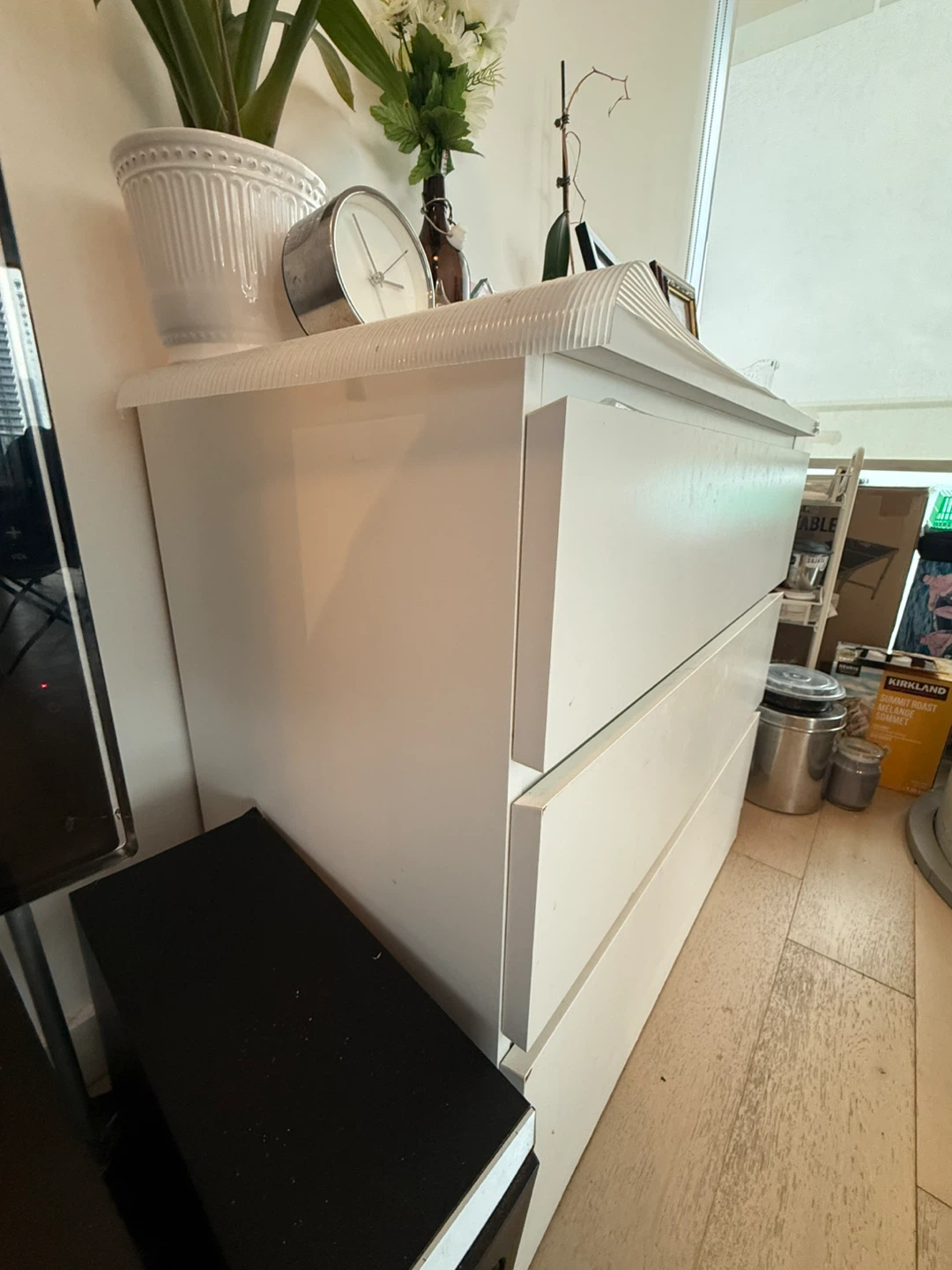 White 3-Drawer Dresser - photo 2